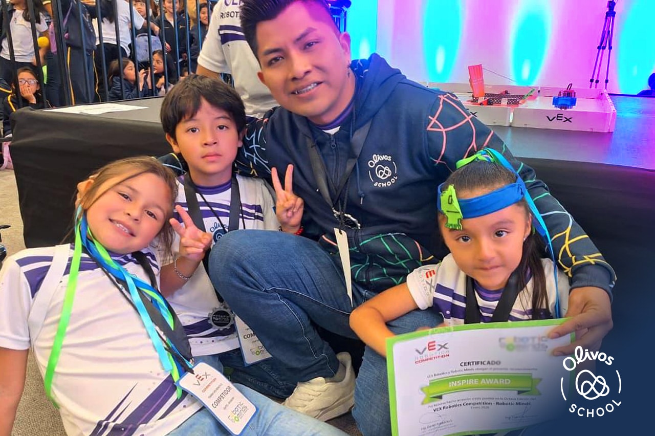 Robotica-Olivos-School-escuela-valle-de-los-chillos-campeonato-steam-entrenamiento-ganadores